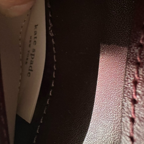 Kate spade wallet key holder plum/prune/wine color - Picture 8 of 8